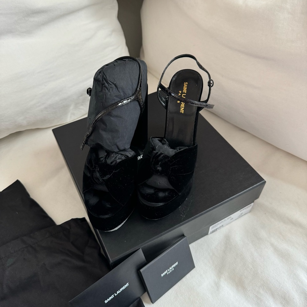 Saint Laurent Bianca sandal heels - Picture 5 of 15